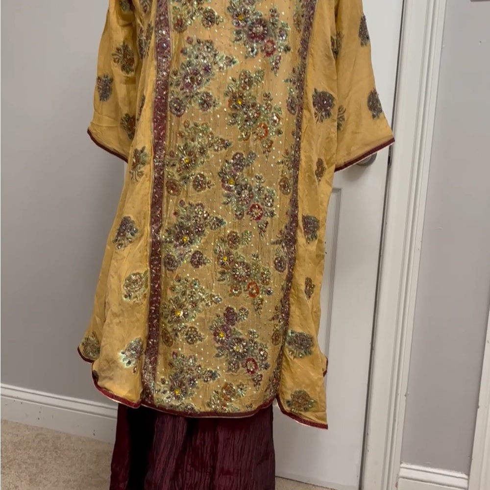 Dress suite